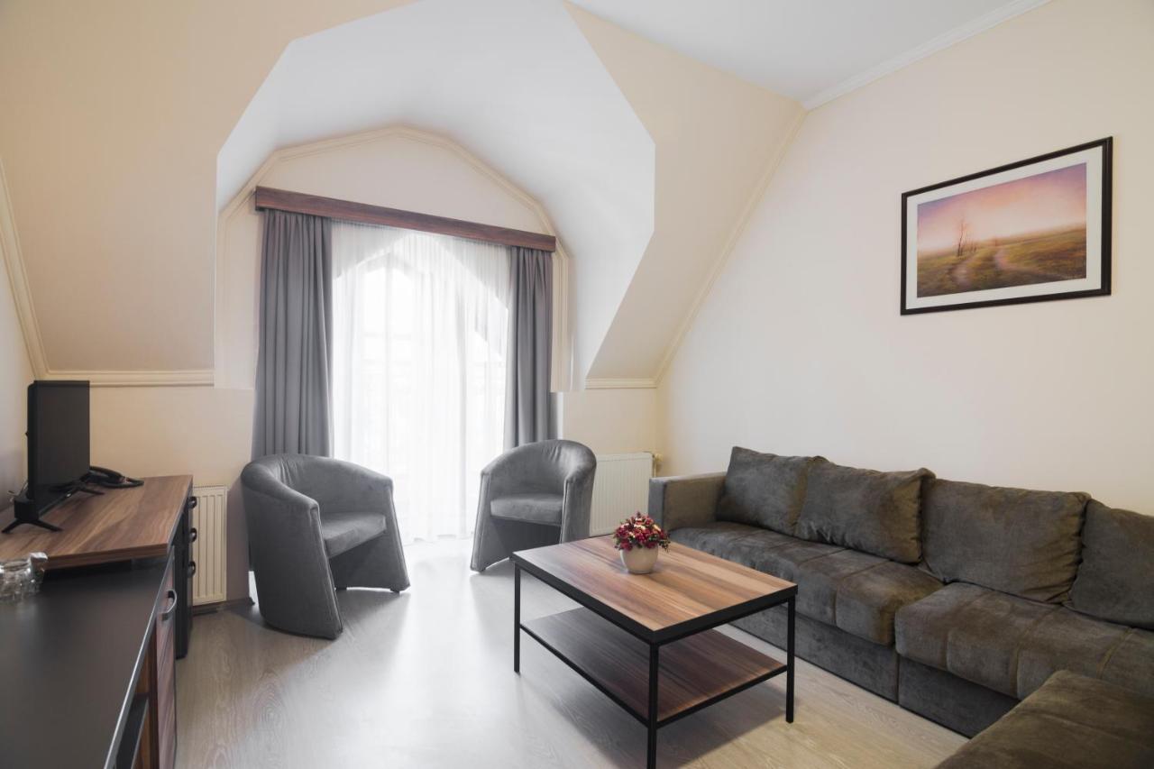 Hotel Royal Senta Eksteriør billede